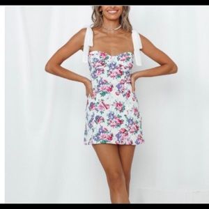 Hello Molly NWT Floral Dress with RibbonTie Straps